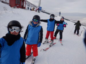 Kids ski lessons Ski lessons